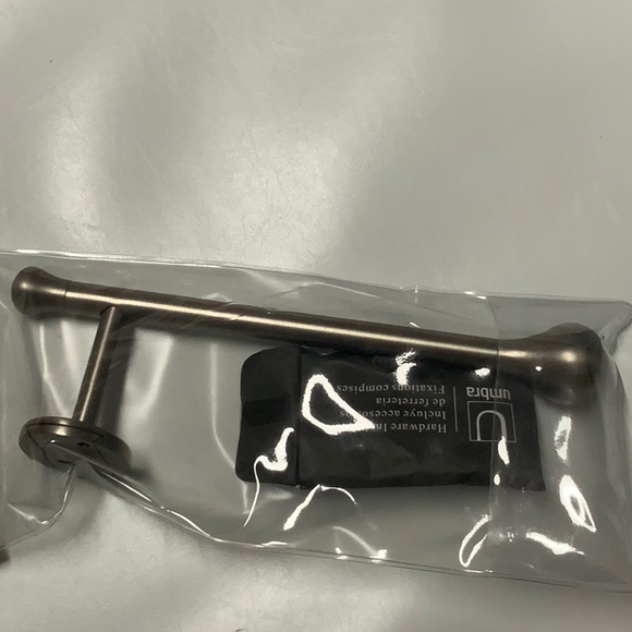 Umbra toilet paper holder - Picture 2 of 2
